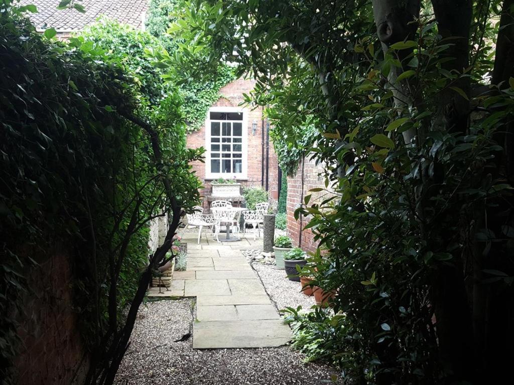 The Red House Hotell Grantham Eksteriør bilde